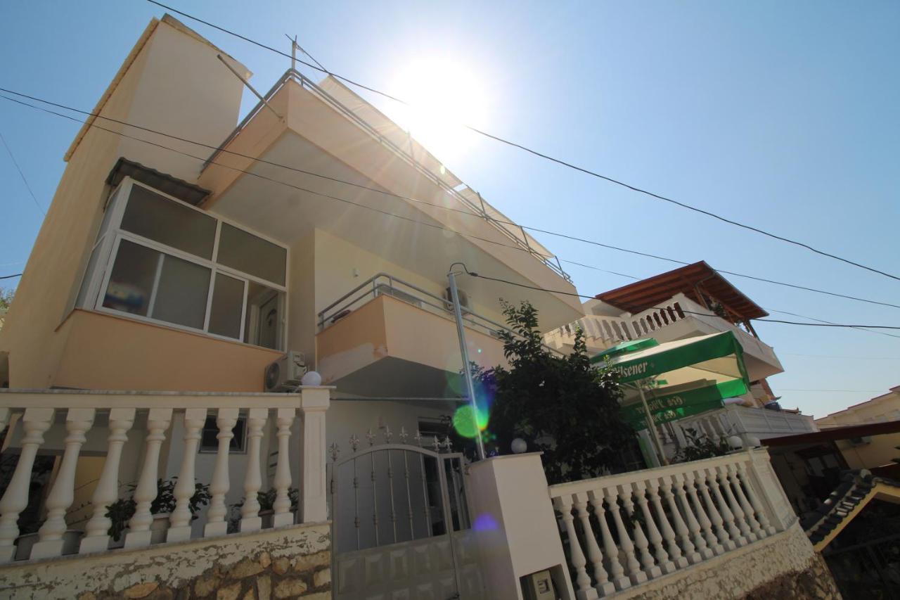 Lengu Holidays Houses Sarandë Esterno foto
