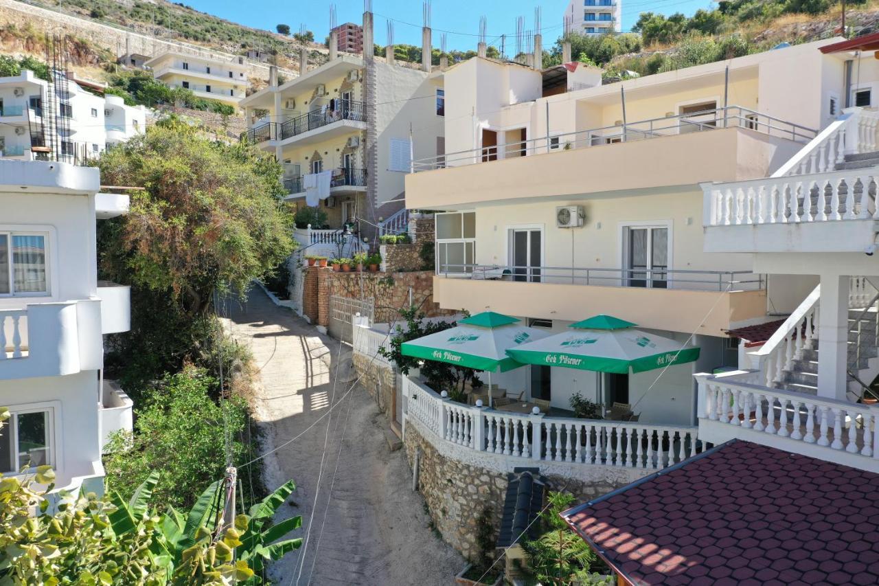 Lengu Holidays Houses Sarandë Esterno foto