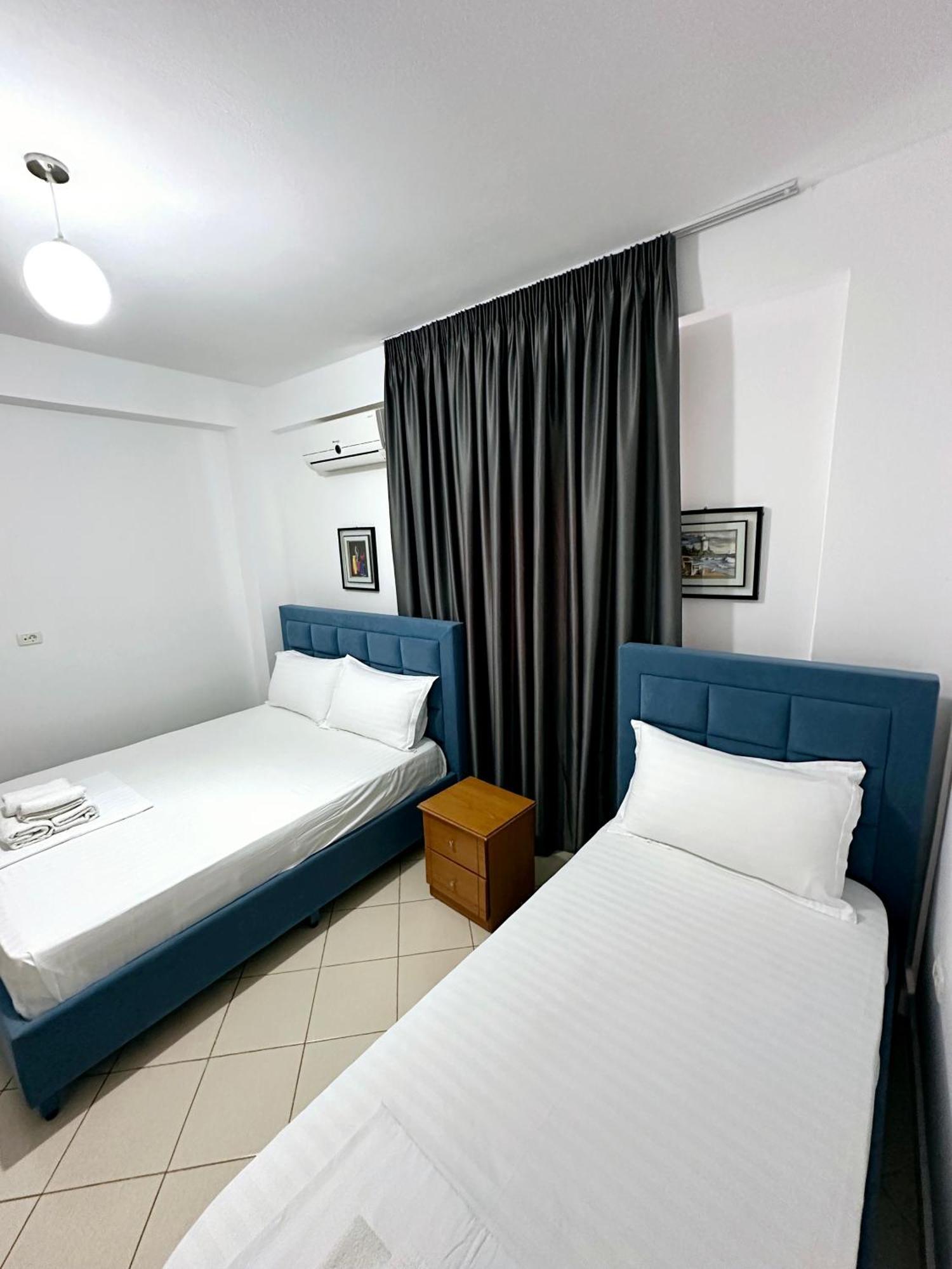 Lengu Holidays Houses Sarandë Esterno foto